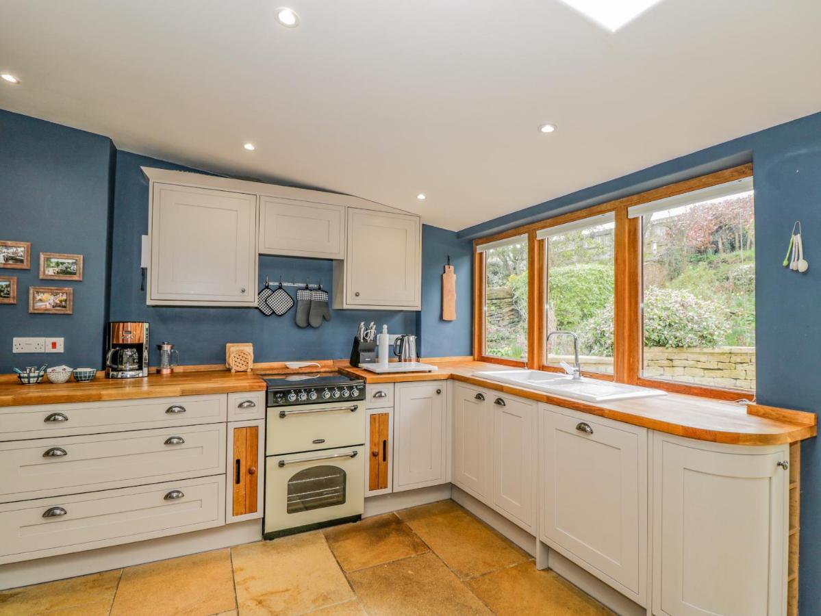 Fox Den Cottage Castle Combe Esterno foto